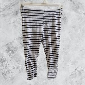 💥4x$15 The Children's Place Black and White Striped Leggings